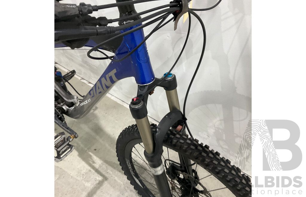 Giant Tarnce X1 Bike - Size 18''