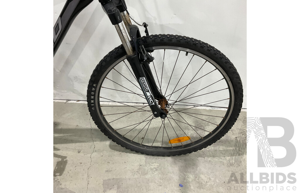 REID X129 Bike - Size M