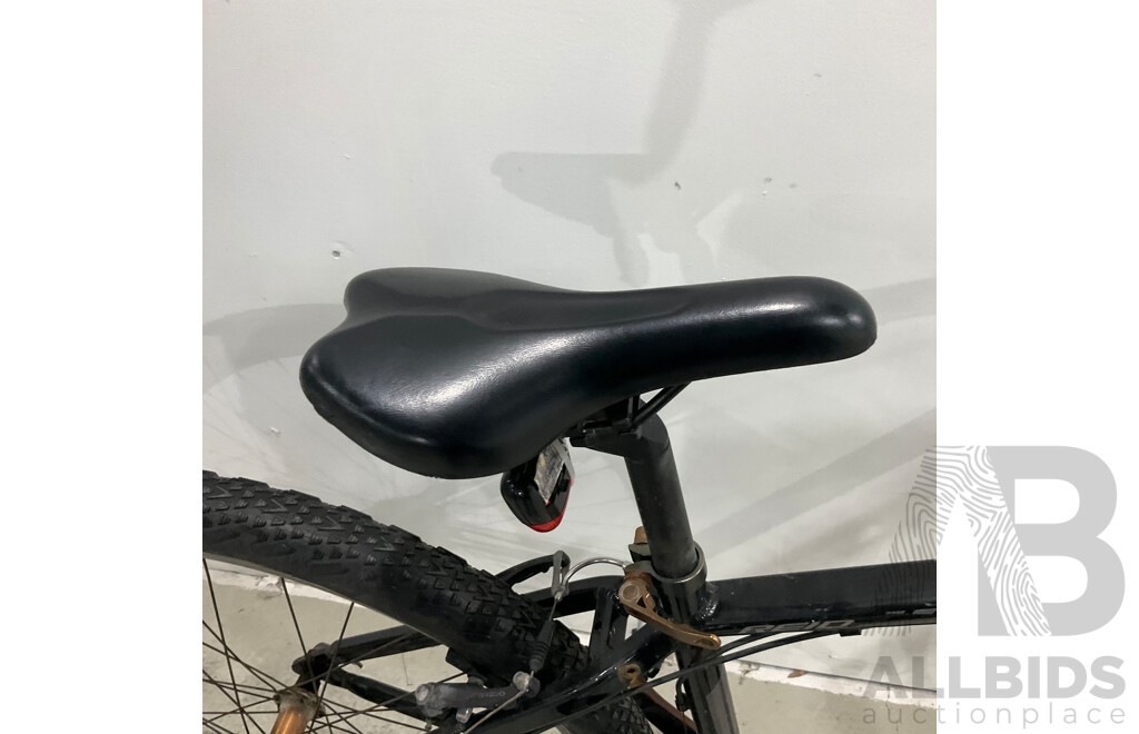 REID X129 Bike - Size M