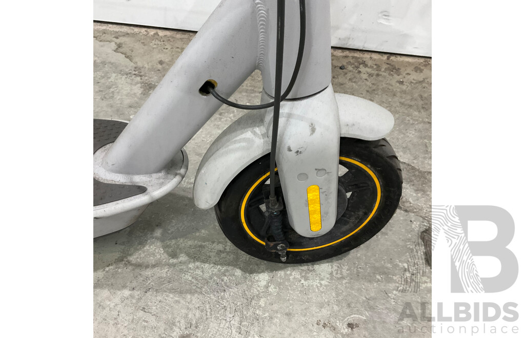 NINEBOT Kickscooter MAX G30L E-scooter