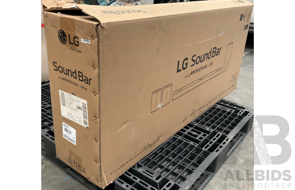 LG Soundbar with Meridian S95QR