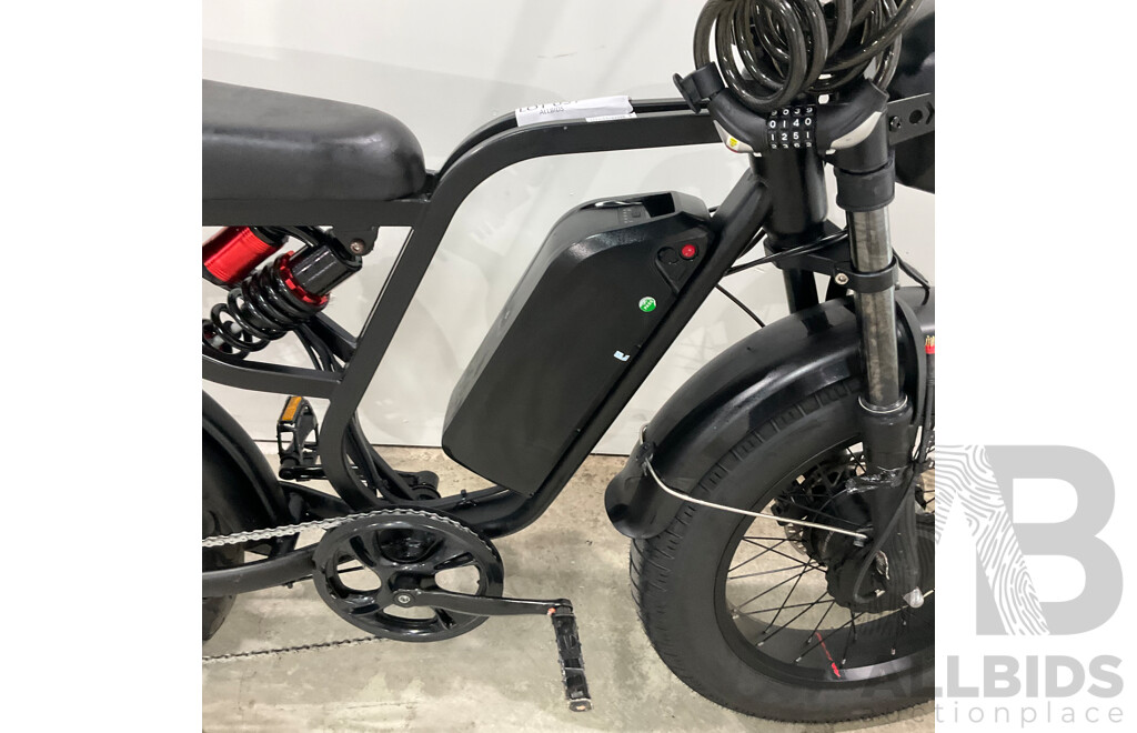 Fat-Tyre E-Bike
