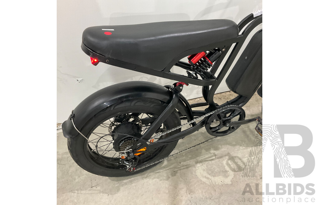 Fat-Tyre E-Bike