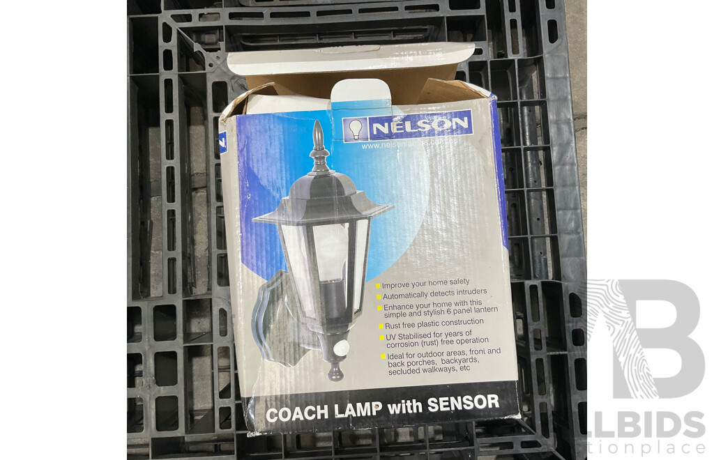 Bulk Lot - Assorted Light Fittings