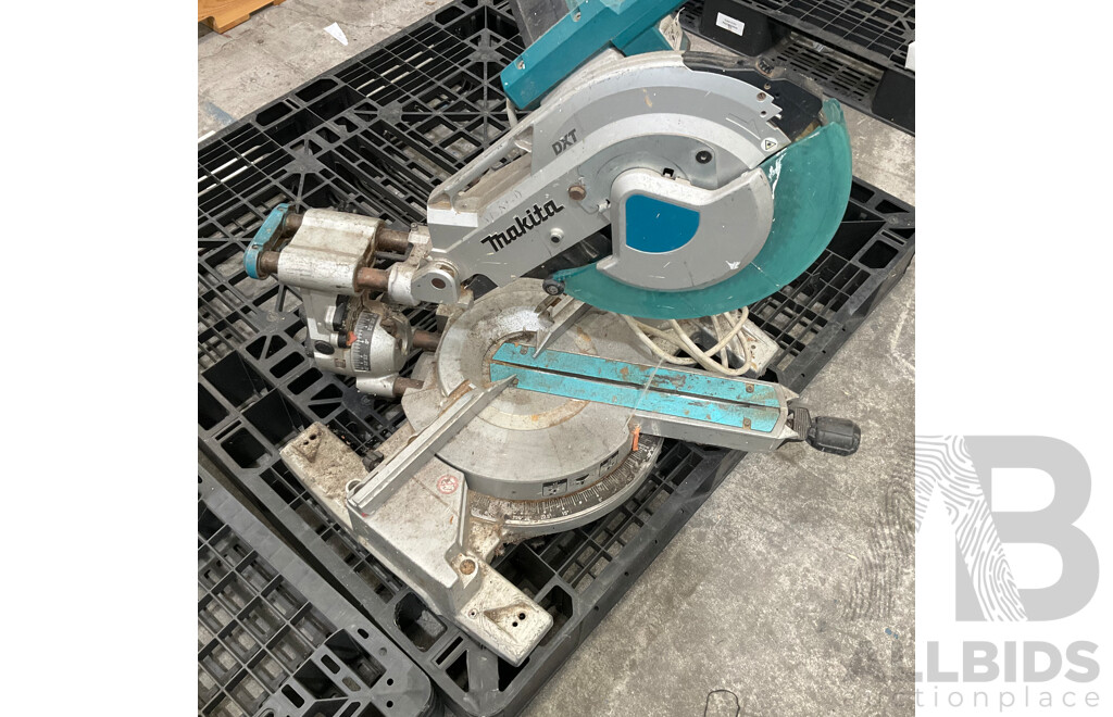 Makita LS1016L Compound Miter Saw with Laser
