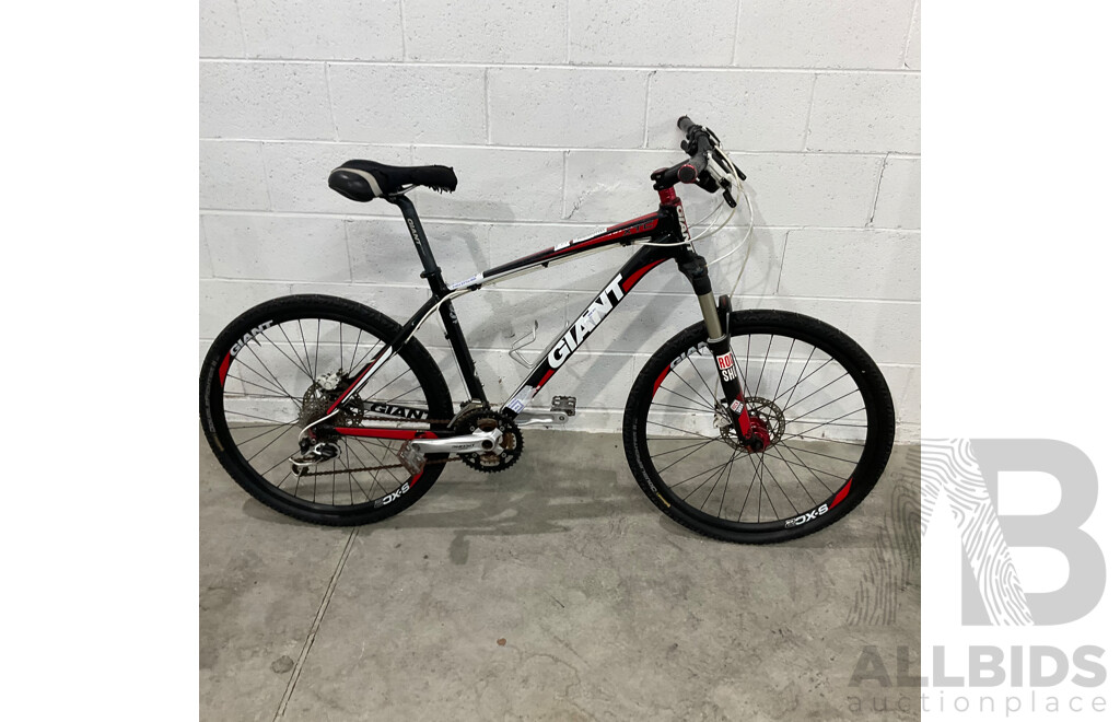 Giant XTC Bike 18''