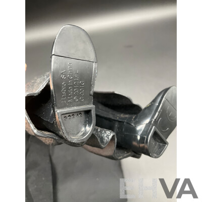 STAR WARS Action Figure (Hasbro SA) and Assorted SKIGUARD Camouflage Snake Gaiters - Lot of 4