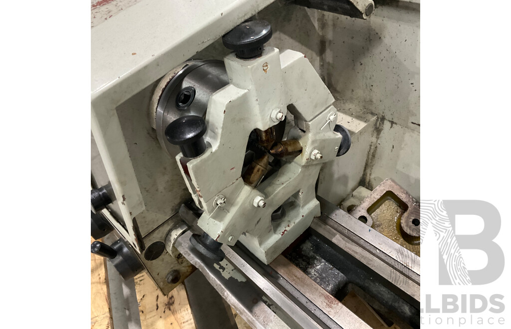 HAFCO AL-250G Bench Lathe