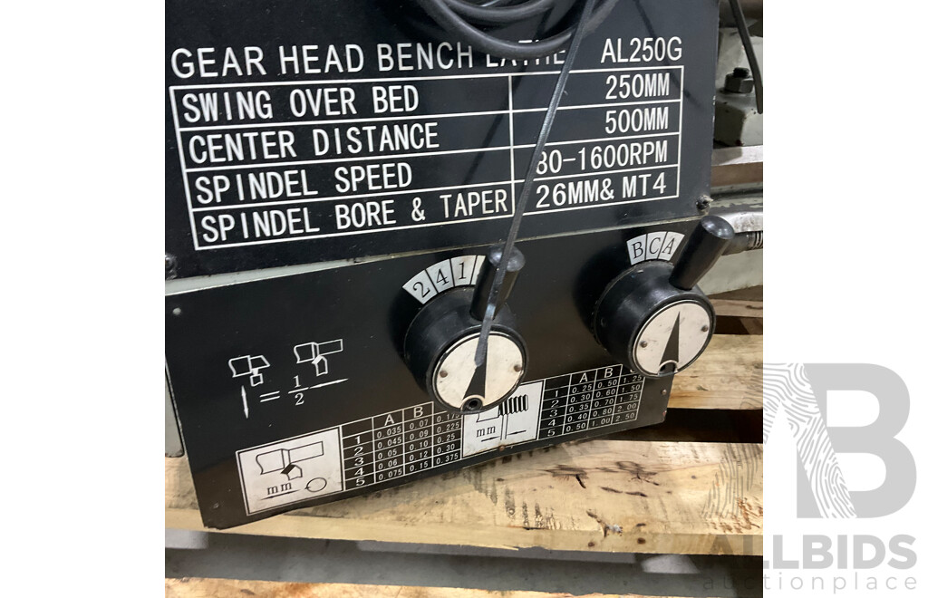 HAFCO AL-250G Bench Lathe