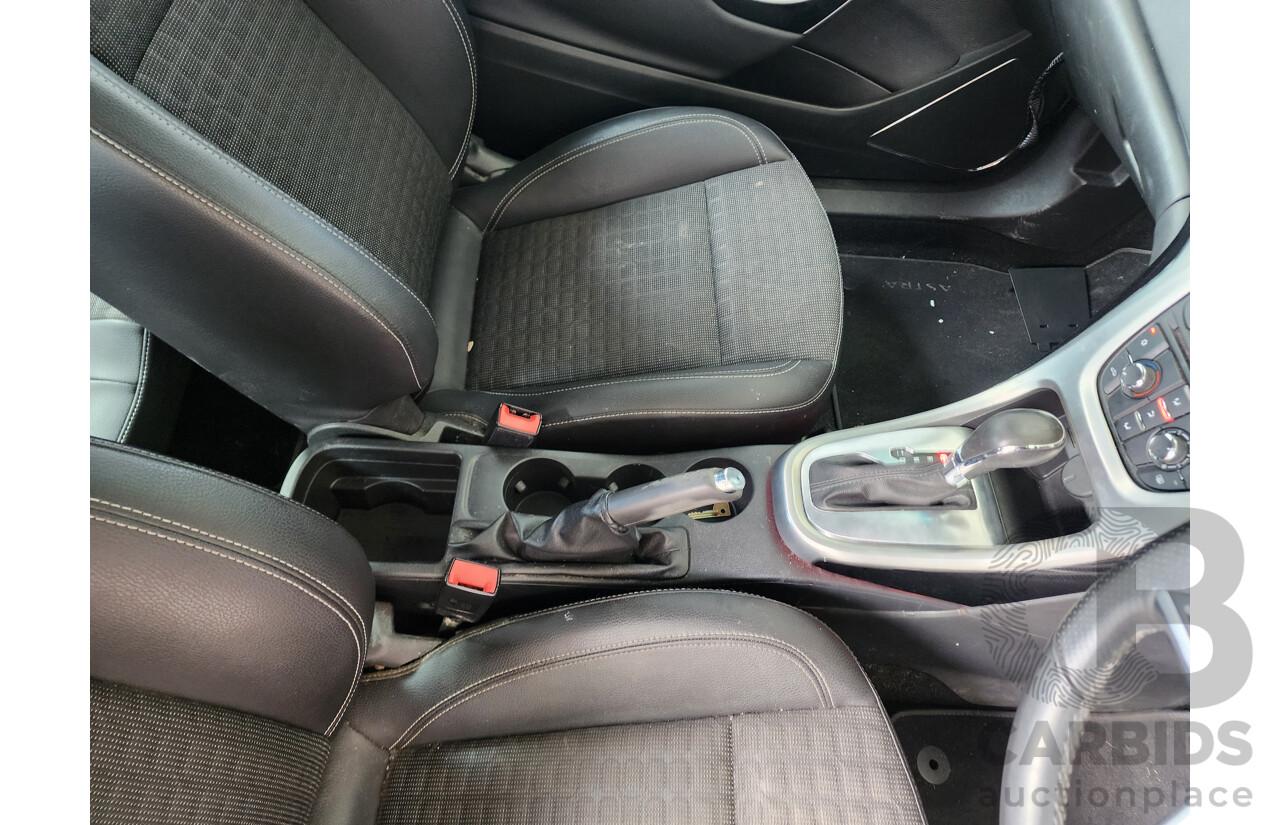 8/2012 Opel Astra GTC 1.4 PJ 3d Coupe Grey 1.4L