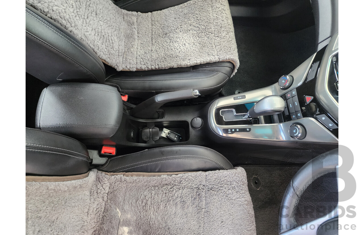 11/2013 Holden Cruze SRi V JH MY13 5d Hatchback White 1.4L