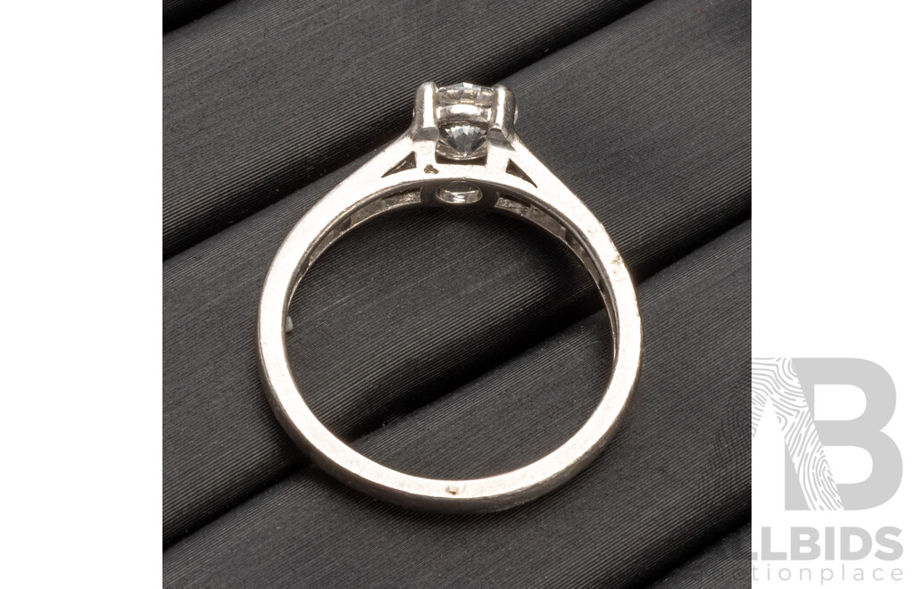 Platinum 900 Diamond Engagement and Diamond Wedder Set - by Solitaire