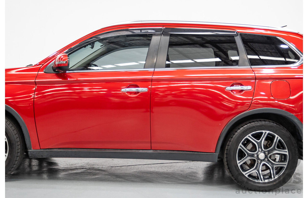 11/2014 Mitsubishi Outlander Aspire (AWD) ZJ MY14.5 4D Wagon Rally Red Metallic Turbo Diesel 2.3L