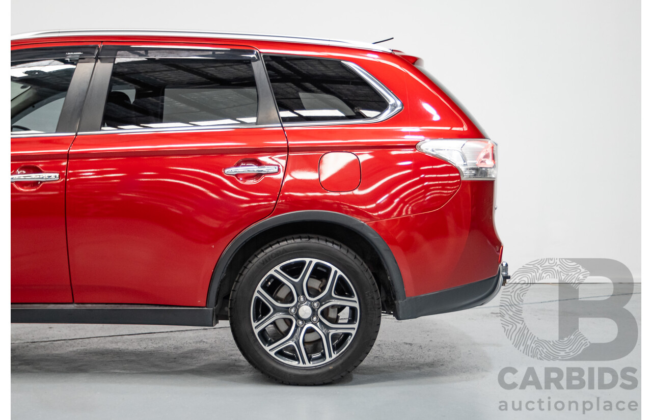 11/2014 Mitsubishi Outlander Aspire (AWD) ZJ MY14.5 4D Wagon Rally Red Metallic Turbo Diesel 2.3L