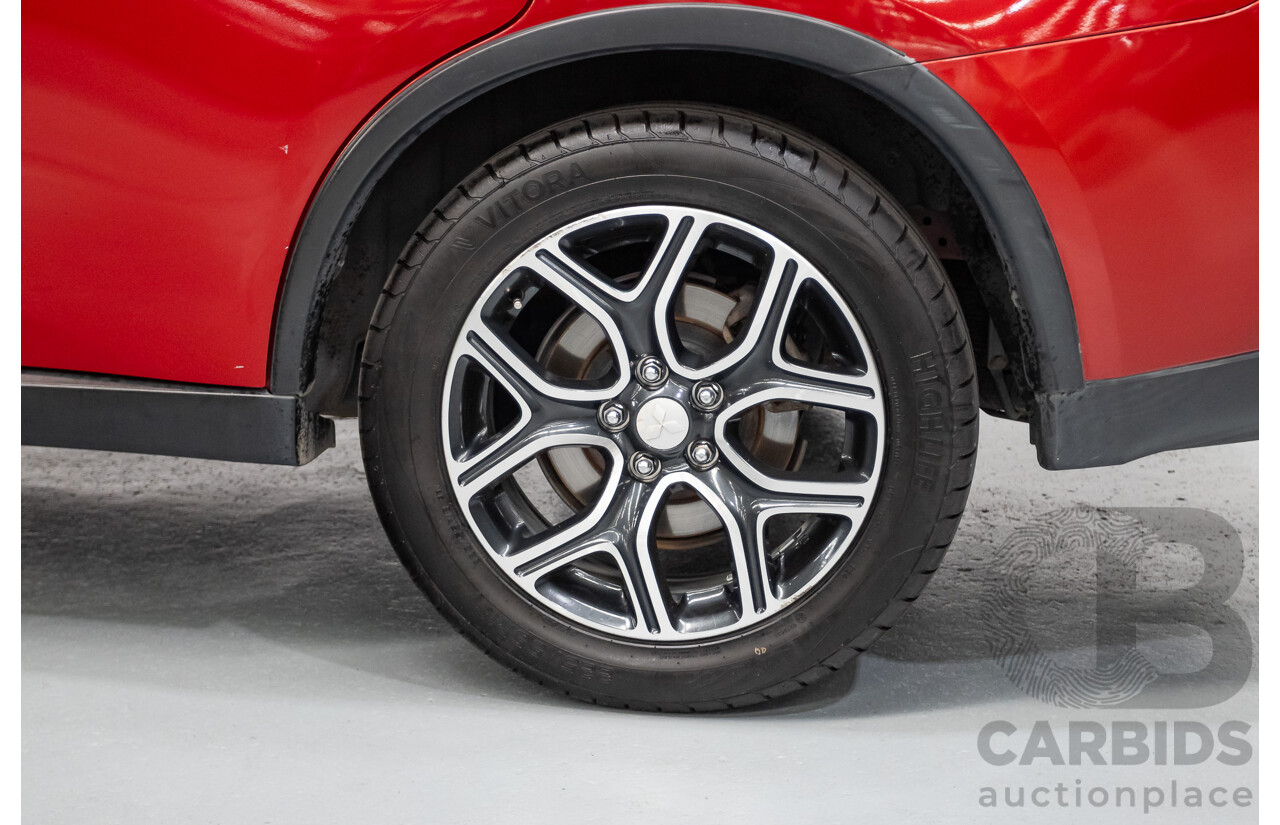 11/2014 Mitsubishi Outlander Aspire (AWD) ZJ MY14.5 4D Wagon Rally Red Metallic Turbo Diesel 2.3L