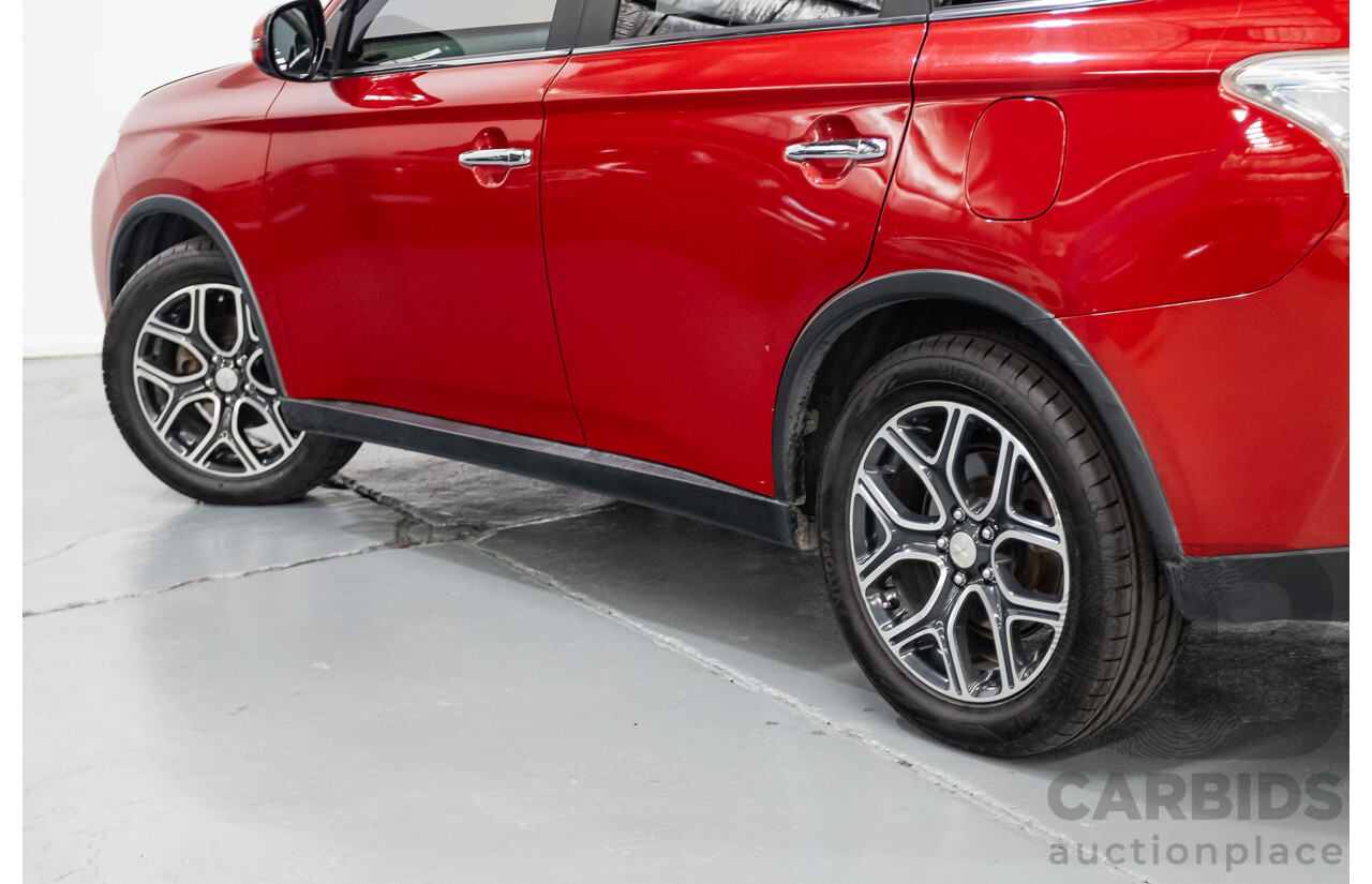 11/2014 Mitsubishi Outlander Aspire (AWD) ZJ MY14.5 4D Wagon Rally Red Metallic Turbo Diesel 2.3L
