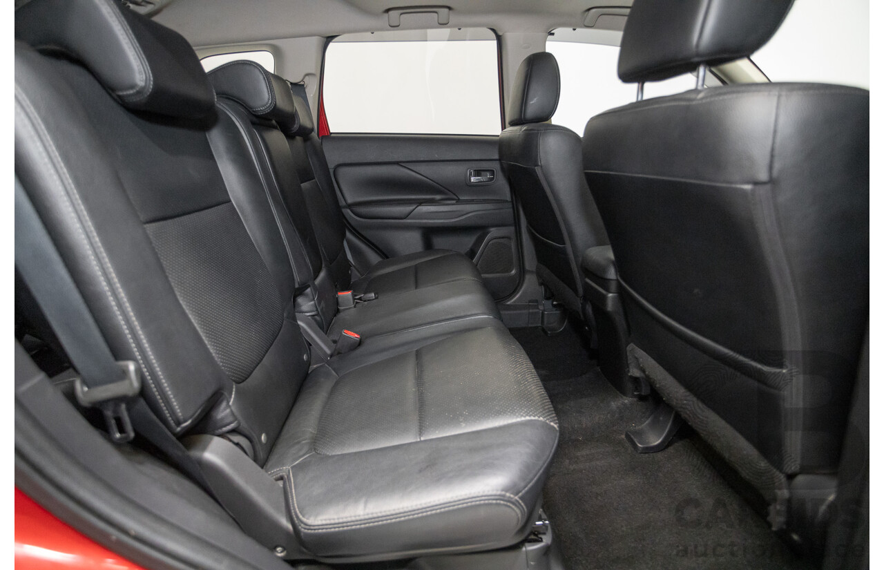 11/2014 Mitsubishi Outlander Aspire (AWD) ZJ MY14.5 4D Wagon Rally Red Metallic Turbo Diesel 2.3L
