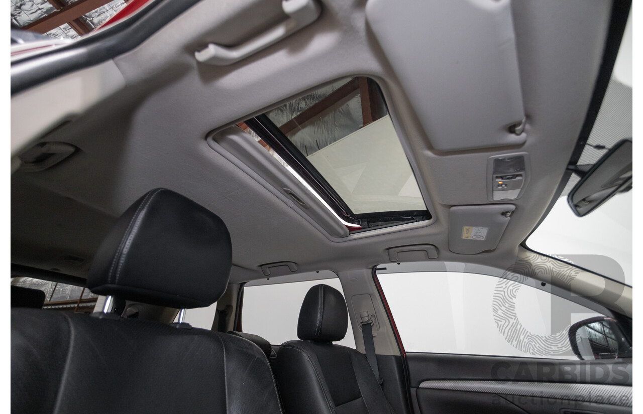 11/2014 Mitsubishi Outlander Aspire (AWD) ZJ MY14.5 4D Wagon Rally Red Metallic Turbo Diesel 2.3L