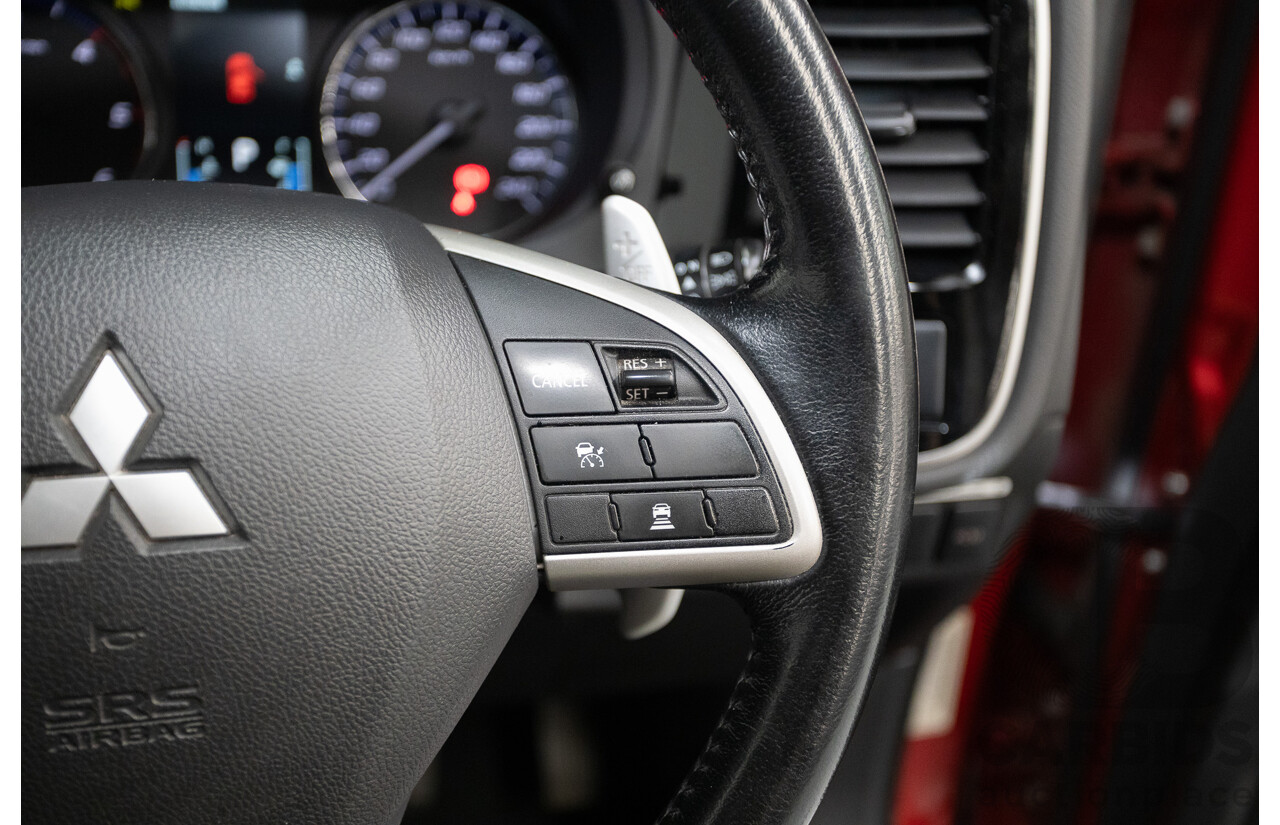 11/2014 Mitsubishi Outlander Aspire (AWD) ZJ MY14.5 4D Wagon Rally Red Metallic Turbo Diesel 2.3L