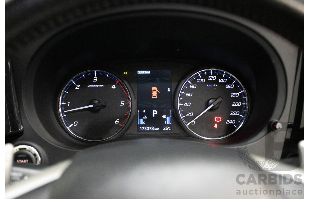 11/2014 Mitsubishi Outlander Aspire (AWD) ZJ MY14.5 4D Wagon Rally Red Metallic Turbo Diesel 2.3L