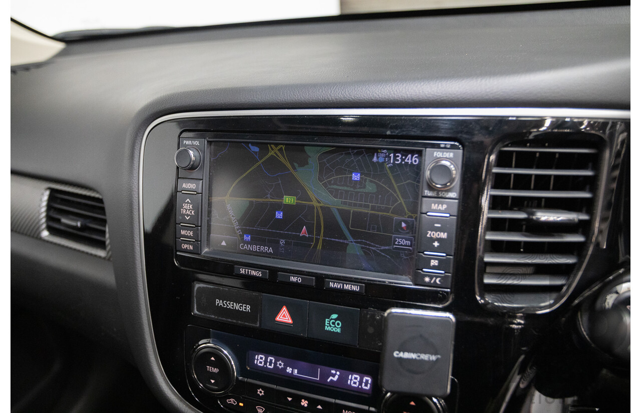 11/2014 Mitsubishi Outlander Aspire (AWD) ZJ MY14.5 4D Wagon Rally Red Metallic Turbo Diesel 2.3L