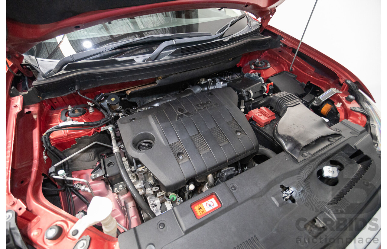 11/2014 Mitsubishi Outlander Aspire (AWD) ZJ MY14.5 4D Wagon Rally Red Metallic Turbo Diesel 2.3L