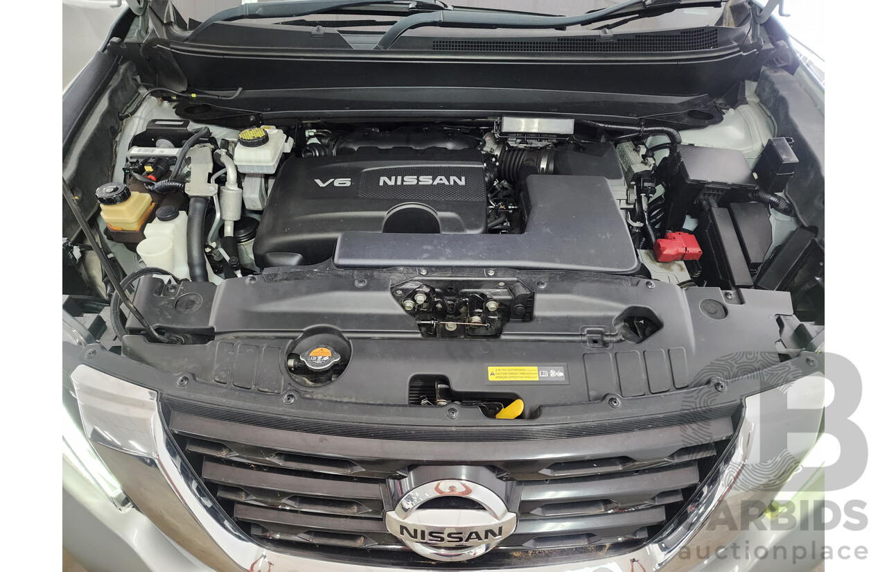 2/2018 Nissan Pathfinder ST (4x2) R52 MY17 series 4d Wagon Silver 3.5L