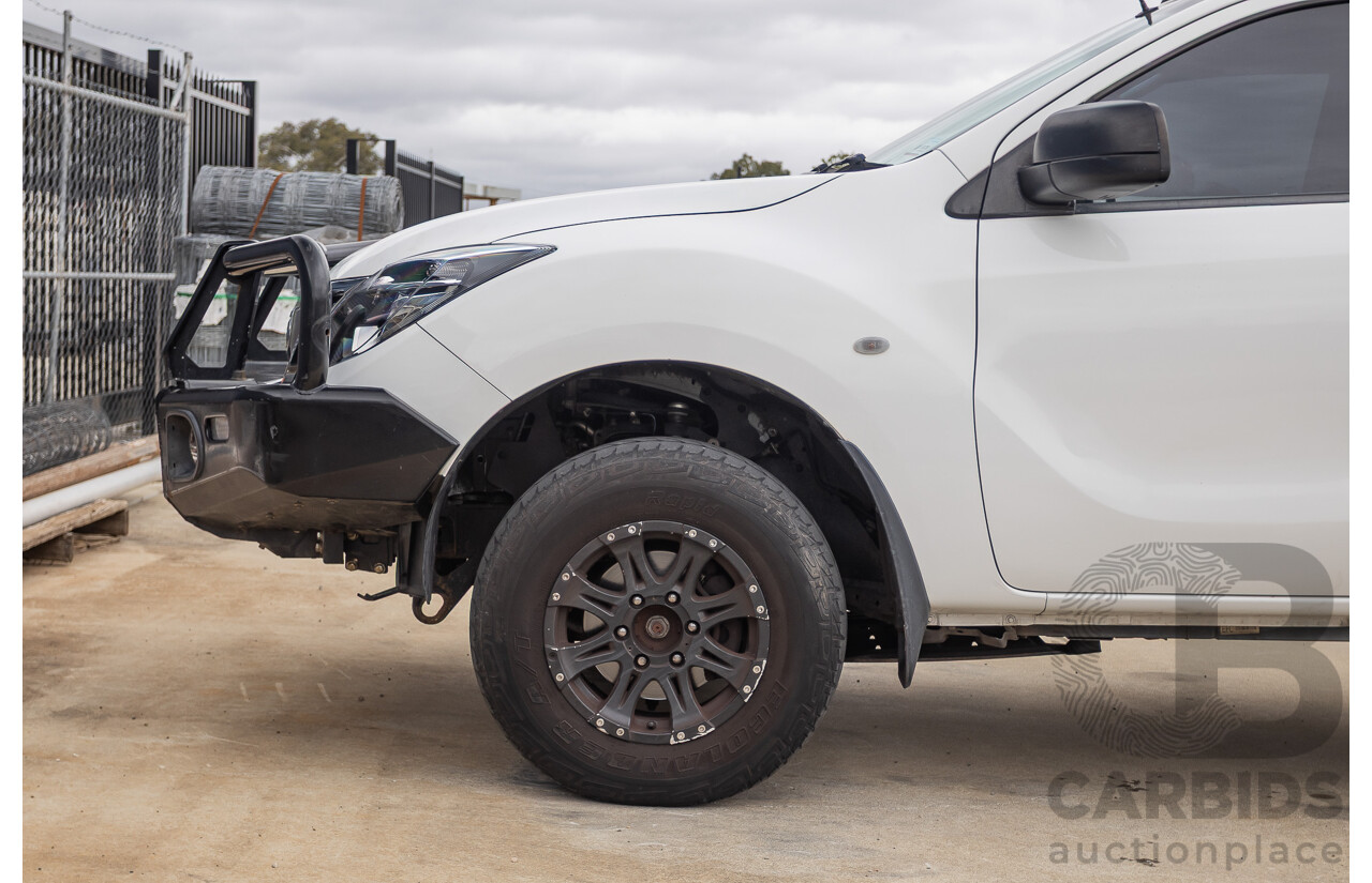 01/2017 Mazda BT-50 XT (4x4) MY16 Freestyle C/Chas White Turbo Diesel 3.2L