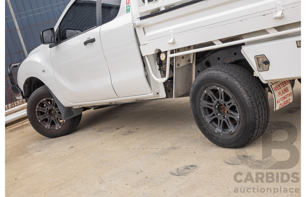 01/2017 Mazda BT-50 XT (4x4) MY16 Freestyle C/Chas White Turbo Diesel 3.2L