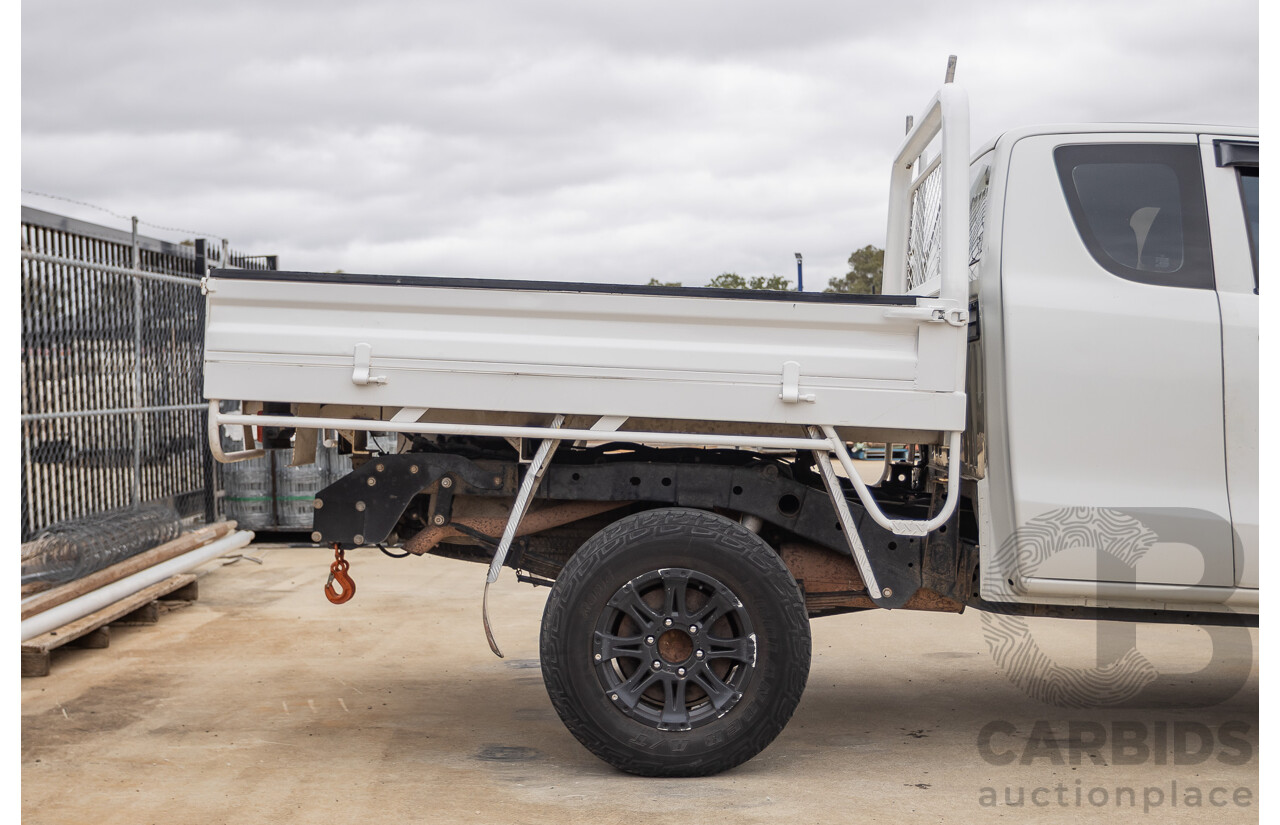 01/2017 Mazda BT-50 XT (4x4) MY16 Freestyle C/Chas White Turbo Diesel 3.2L