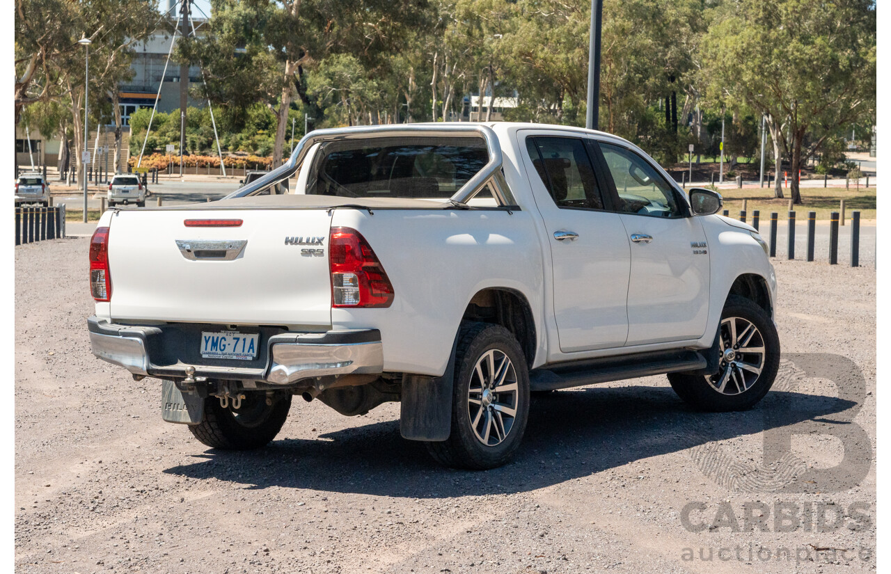 12/2017 Toyota Hilux SR5 (4x4) GUN126R Dual Cab Utility Glacier White Turbo Diesel 2.8L