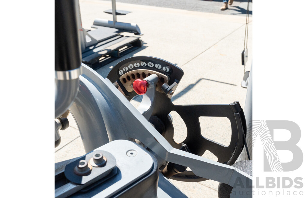 Freemotion Commercial Pin Loaded Leg Curl