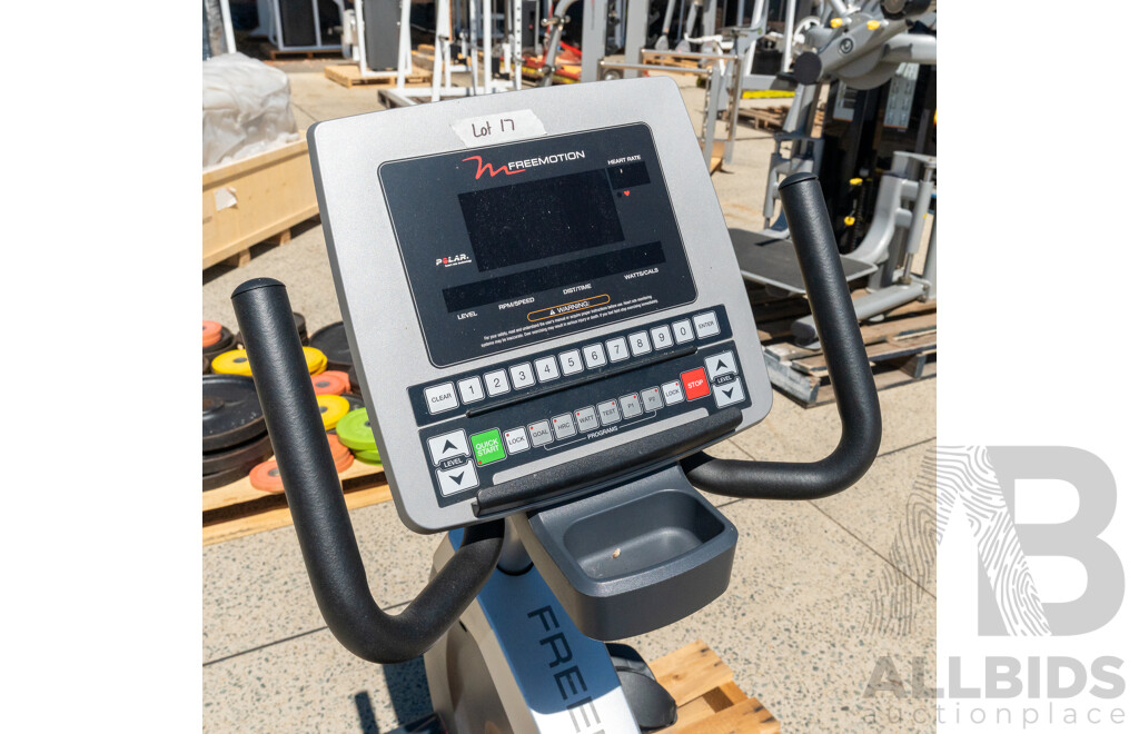 12/2014 Freemotion Commercial Recumbent Bike