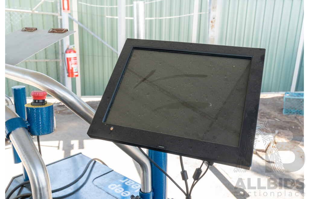 Austredex Large Heavy Duty Commerical Treadmill