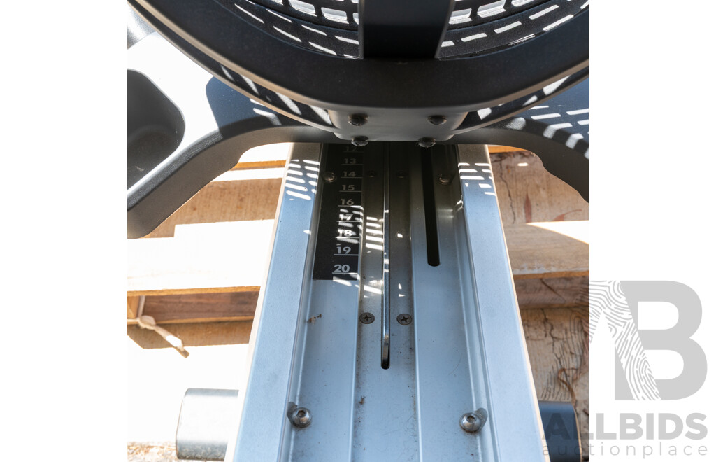 11/2014 Freemotion Commercial Recumbent Bike