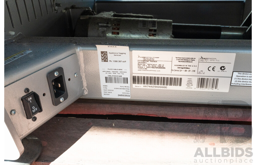 11/2016 Freemotion 11.9 Incline Trainer Commercial Treadmill