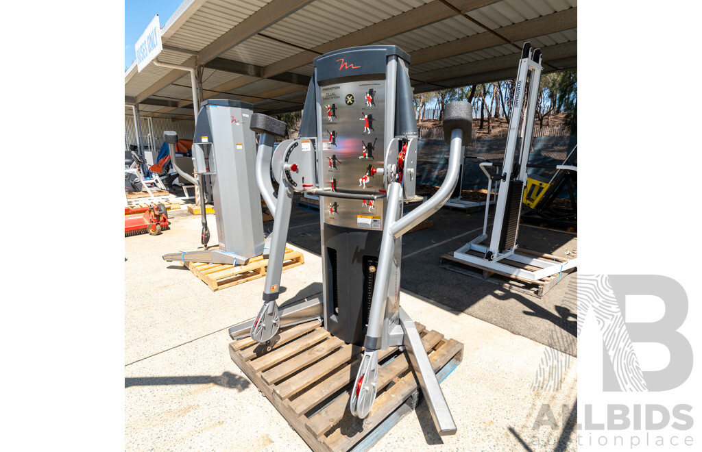 06/2016 Freemotion Commercial Dual Cable Cross