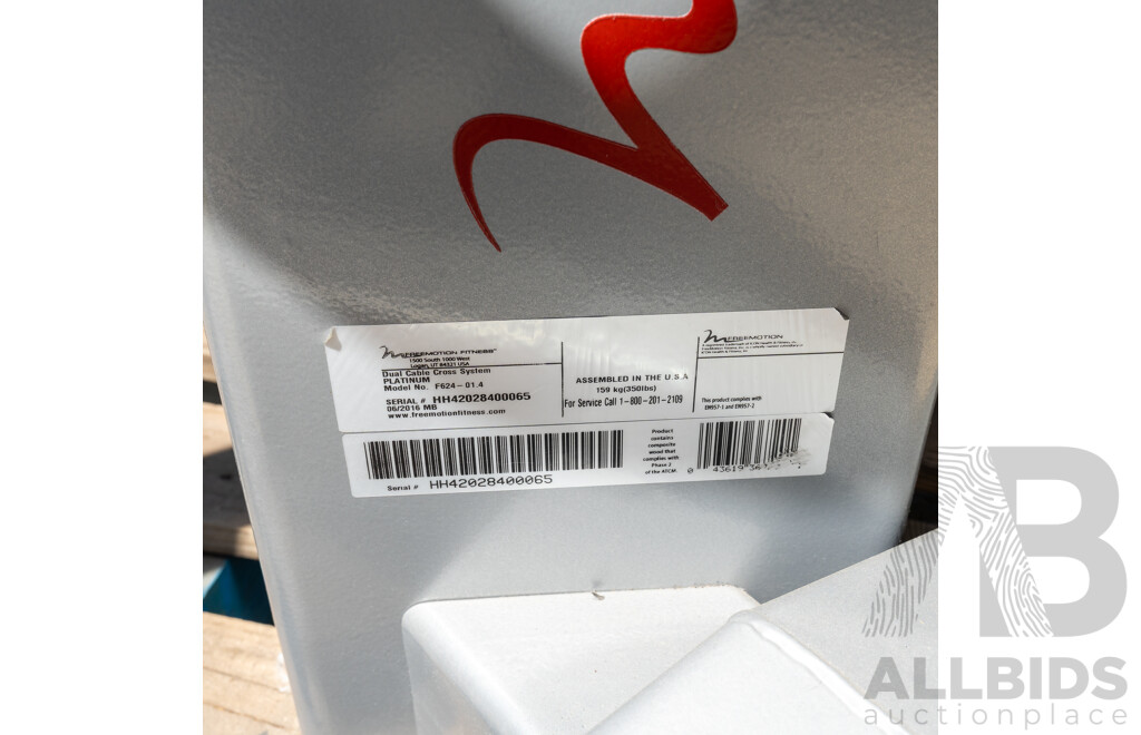 06/2016 Freemotion Commercial Dual Cable Cross