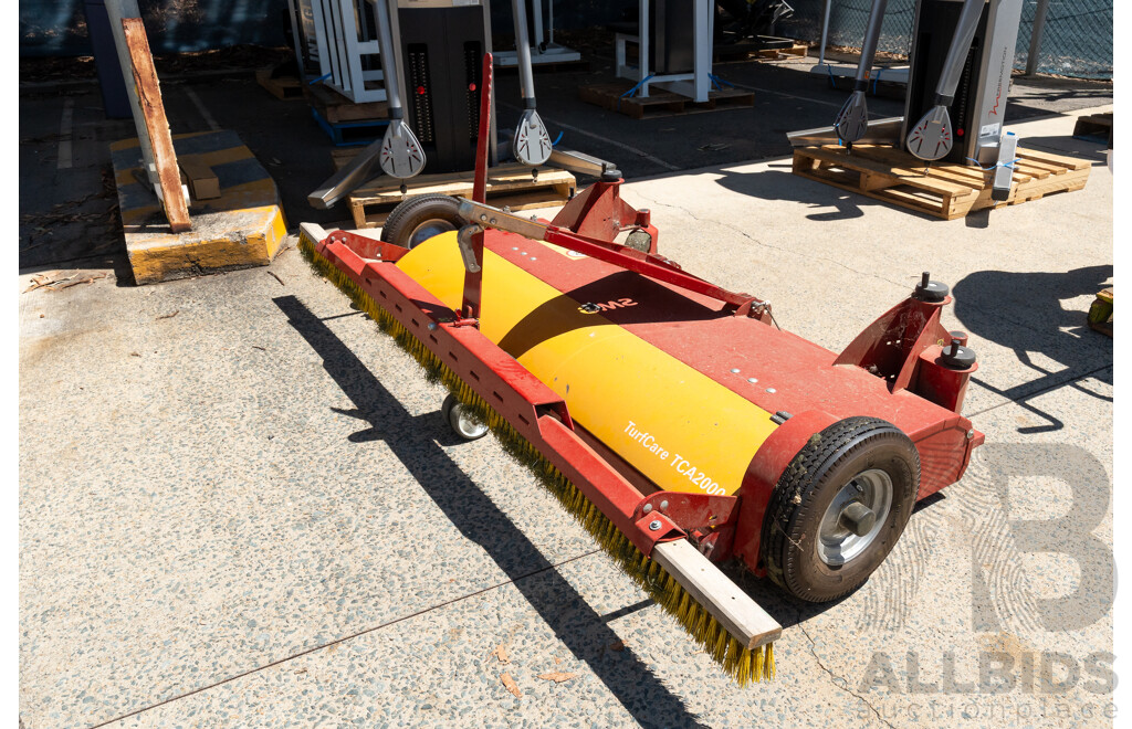 05/2013 SMG TurfCare TCA2000 Artificial Turf Cleaner