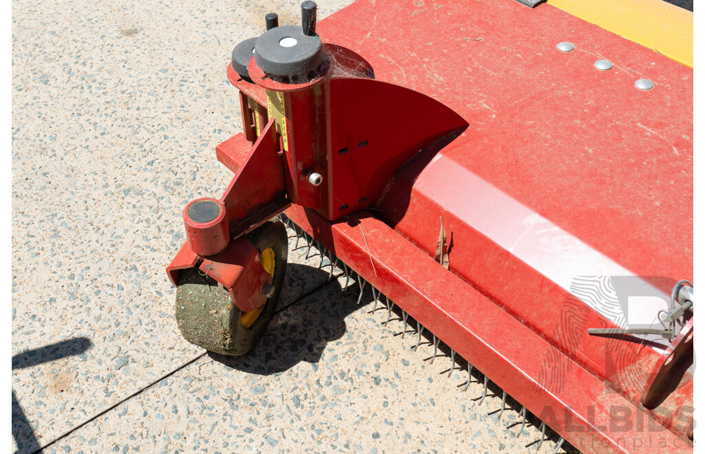 05/2013 SMG TurfCare TCA2000 Artificial Turf Cleaner