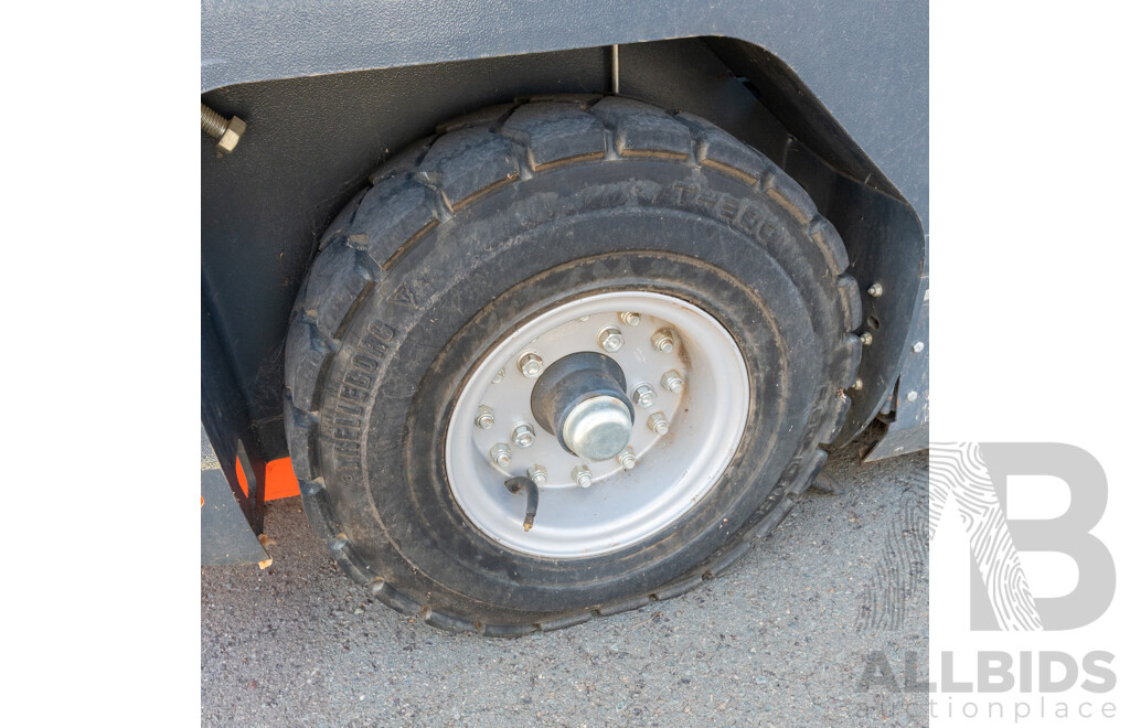 Powerboss Armadillo 9XR Kubota Diesel Floor Sweeper