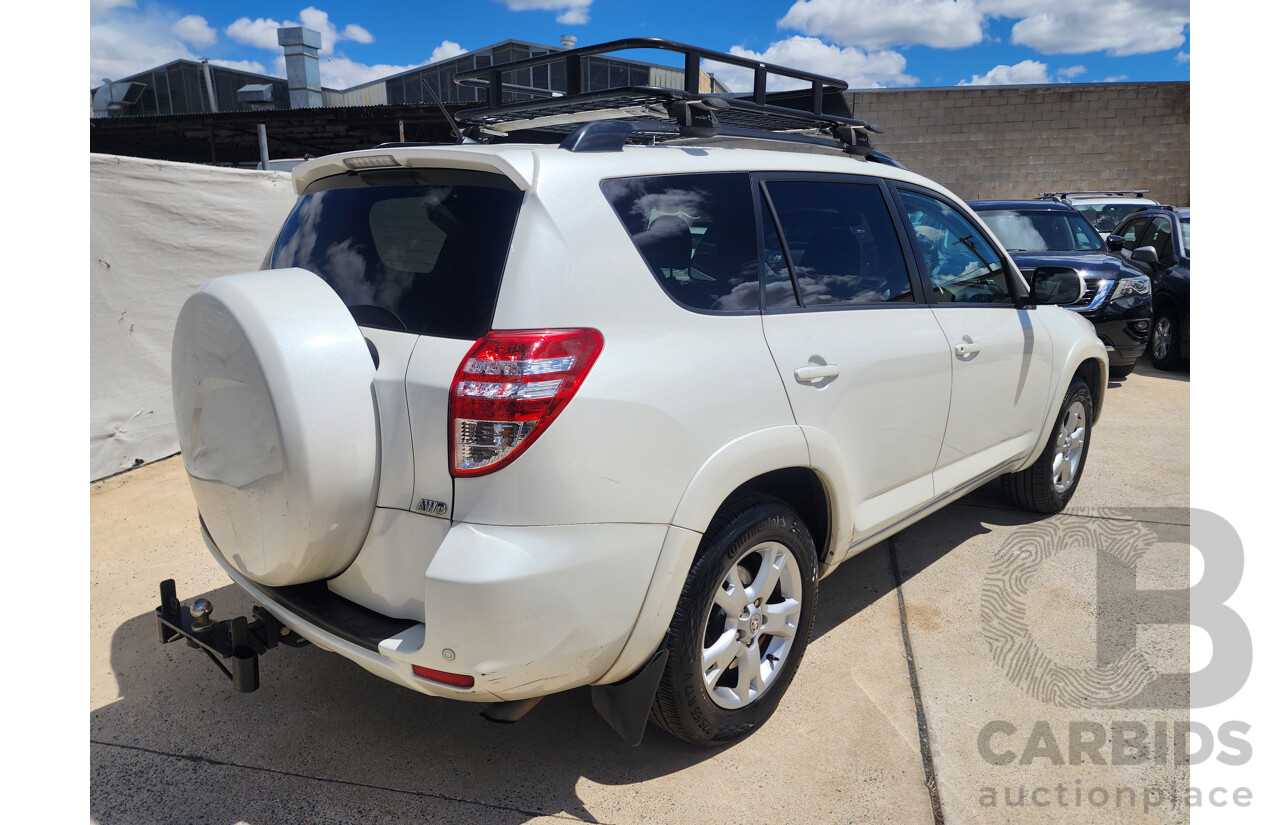 11/2011 Toyota Rav4 Cruiser (4x4) ACA33R 08 UPGRADE 4d Wagon White 2.4L