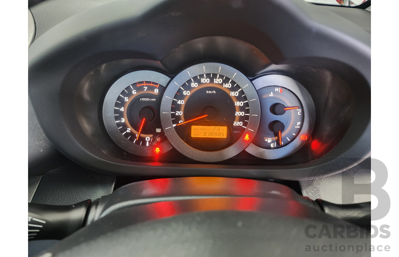 11/2011 Toyota Rav4 Cruiser (4x4) ACA33R 08 UPGRADE 4d Wagon White 2.4L