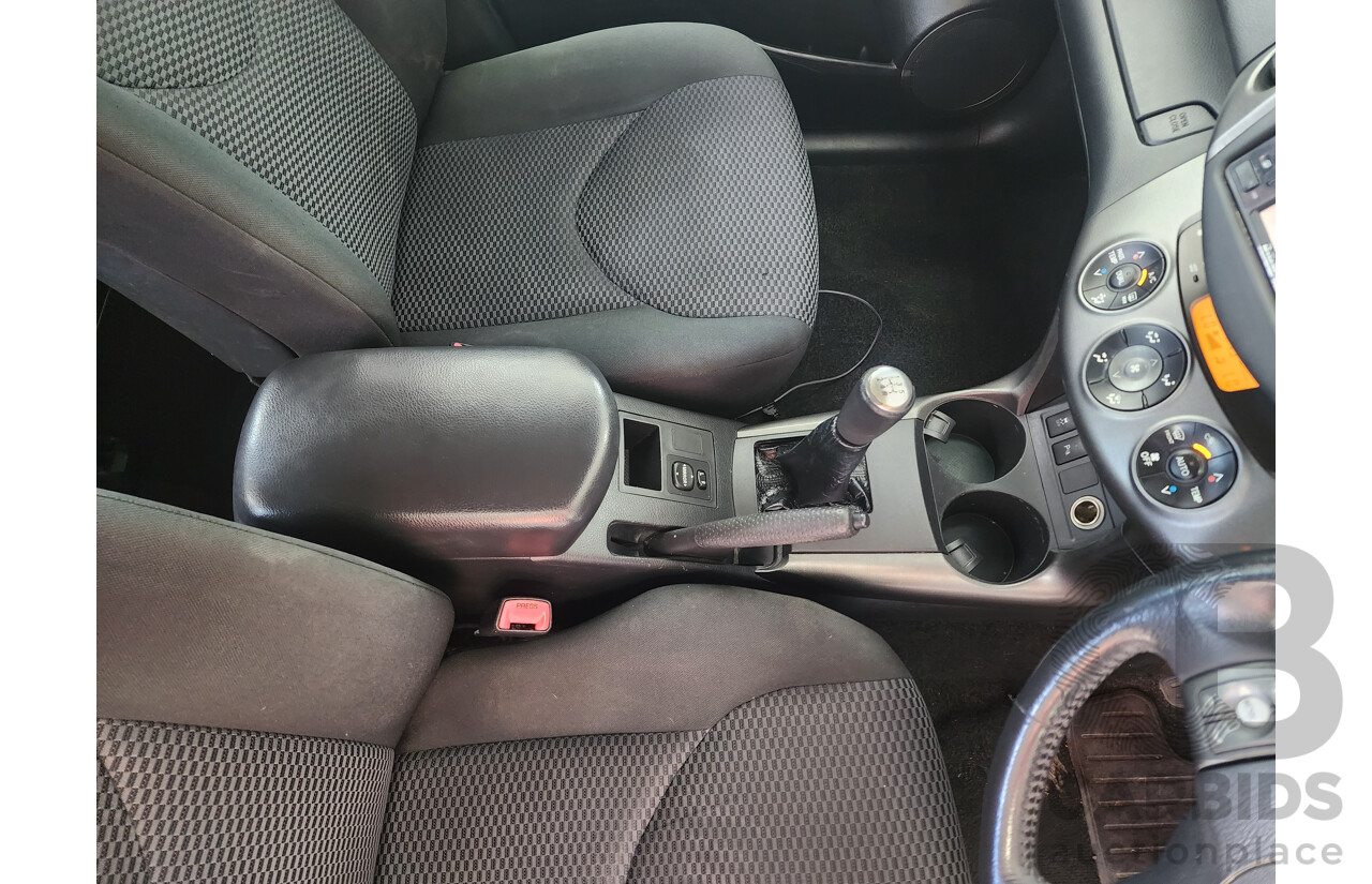 11/2011 Toyota Rav4 Cruiser (4x4) ACA33R 08 UPGRADE 4d Wagon White 2.4L