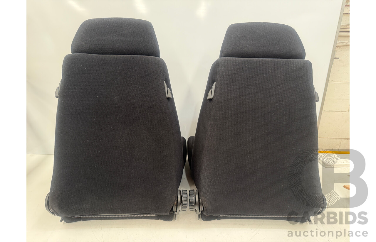 Recaro Set of 2 Racing Recliner Seats & Bolt Rails