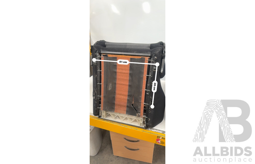 Recaro Set of 2 Racing Recliner Seats & Bolt Rails