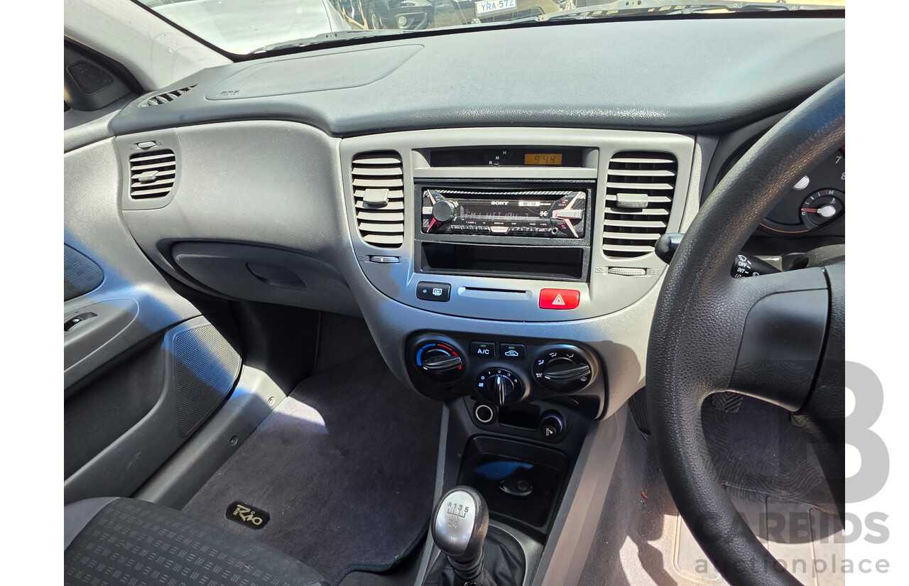 6/2007 Kia RIO EX JB 4d Sedan Silver 1.6L