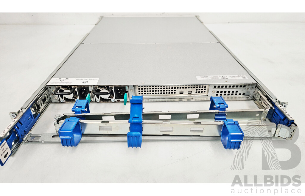 LaCie (8Big TBT 2) 8-Bay Rack Thunderbolt 2 W/ 24TB Storage