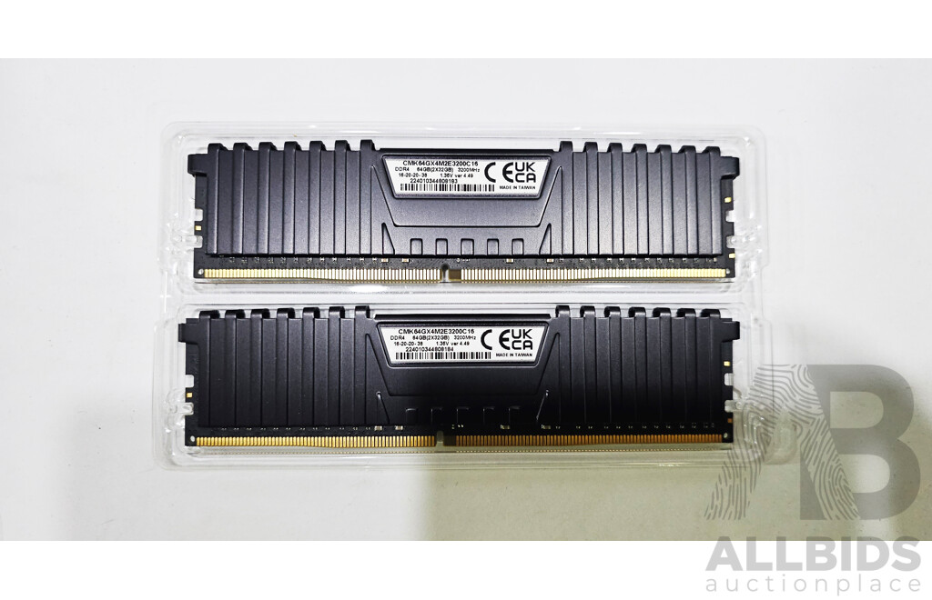 Corsair Vengeance 32GB DDR4 3200MHz RAM - Lot of Two