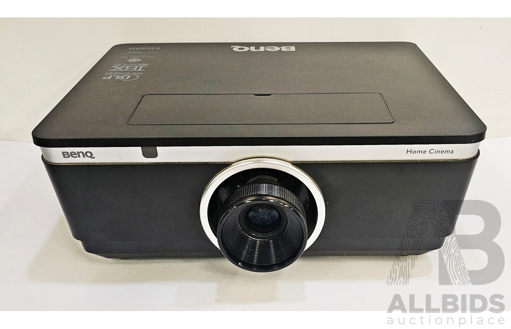 BenQ (W8000) Home Theater Projector